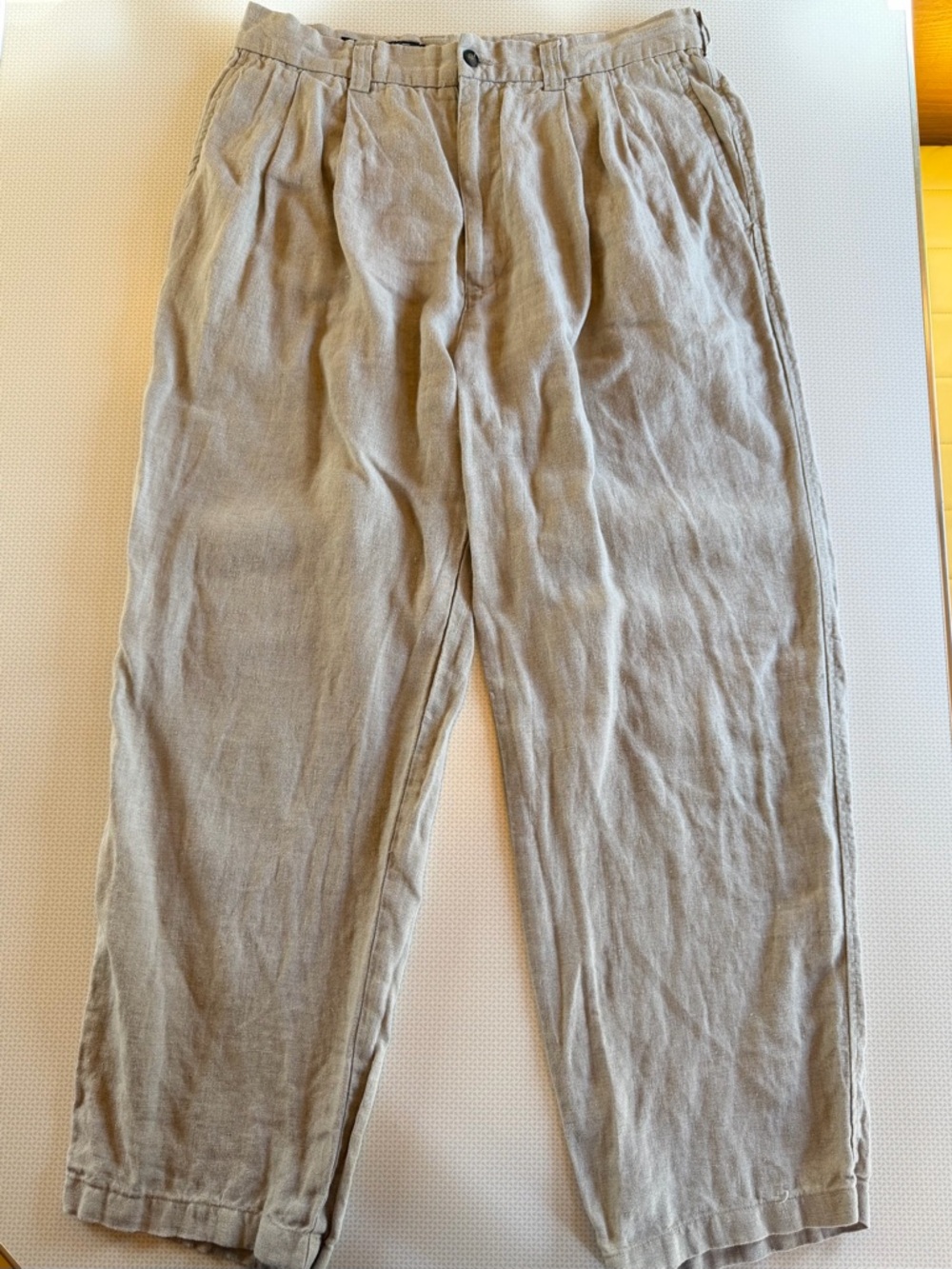 Vintage 90's Gap Men's Casual Pleated Linen Blend Pants - Tan